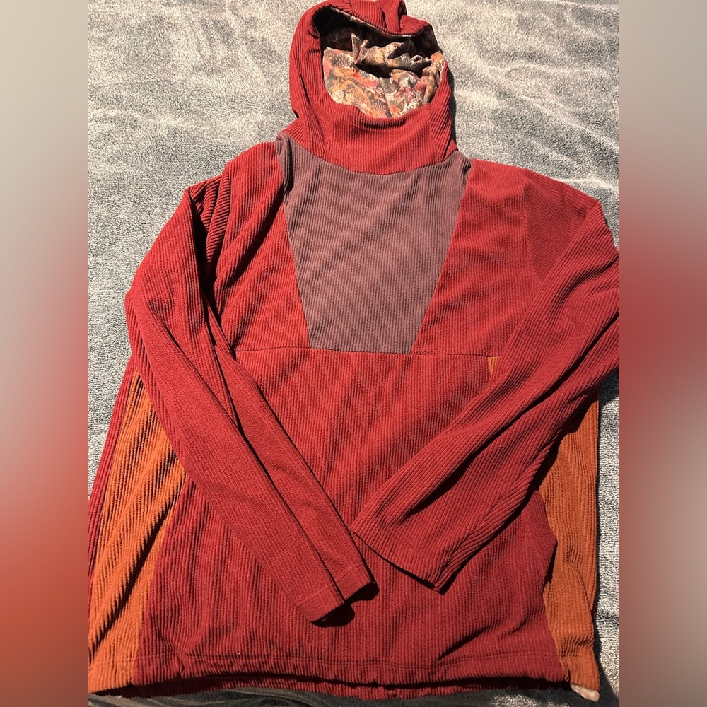 Outta Seitz Hoody Winterberry